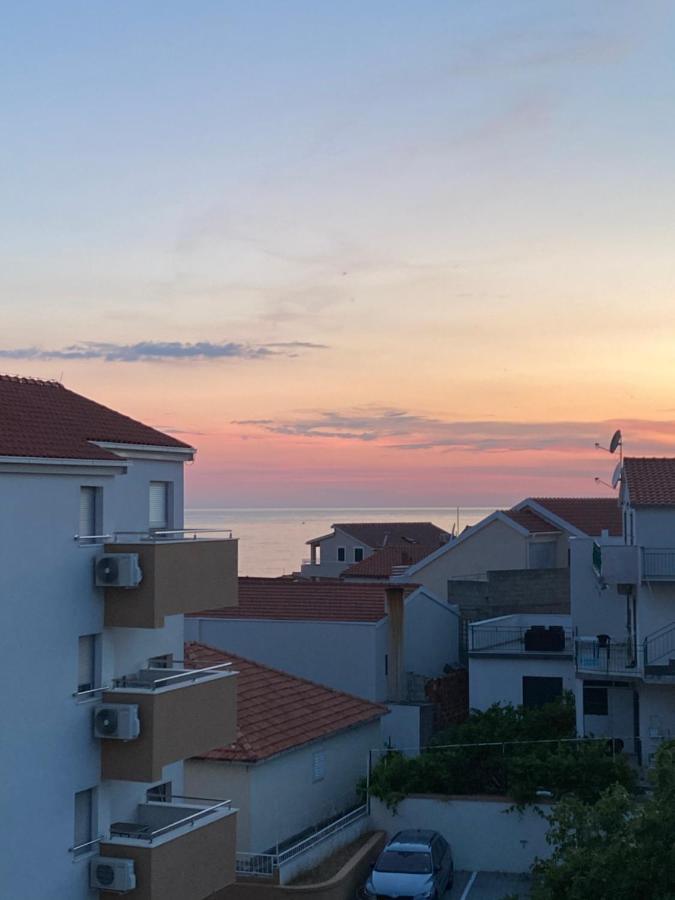 Apartments Keko Примоштен Экстерьер фото