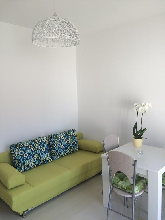 Apartments Keko Примоштен Экстерьер фото