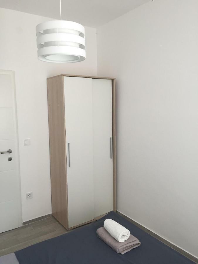 Apartments Keko Примоштен Экстерьер фото