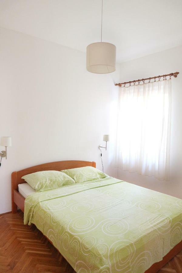 Apartments Keko Примоштен Экстерьер фото