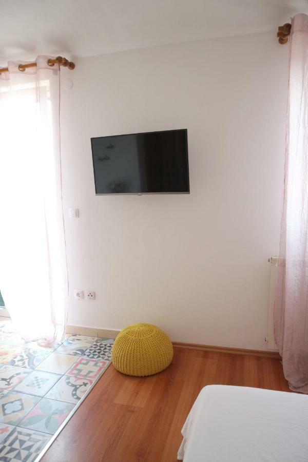 Apartments Keko Примоштен Экстерьер фото